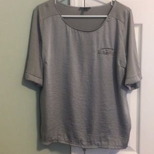 Silver Express Top like new!